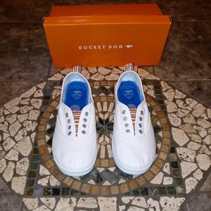 Rocket Dog Lace Less Shoes